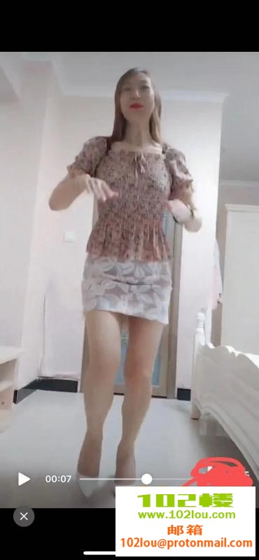 174450vlwwl1mmr1m1tzel.jpg