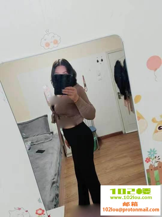 154449c4zm54m1lwb4b1wu.jpg